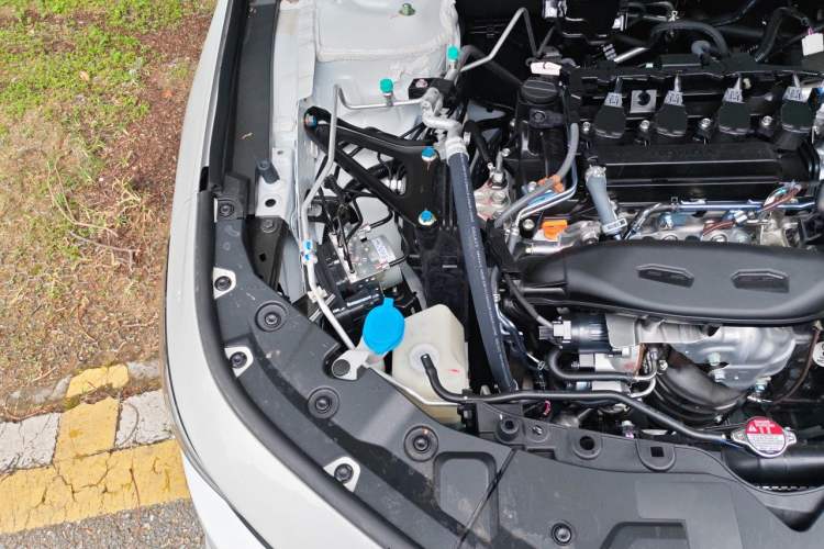 Used Honda Inspire 2025 260TURBO Elegant Edition Engine Bay Right