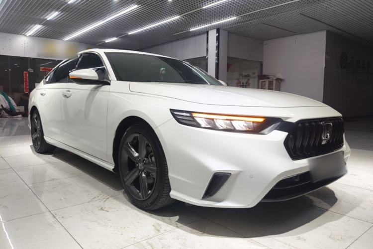 Used Honda Inspire 2025 260TURBO Elegant Edition Exterior 1