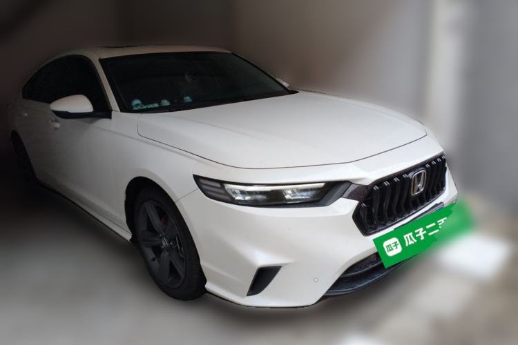Used Honda Inspire 2025 260TURBO Elegant Edition Front Right 45 Deg