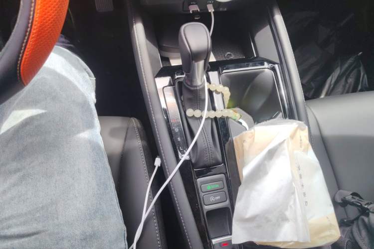 Used Honda Inspire 2025 260TURBO Elegant Edition Gear Lever
