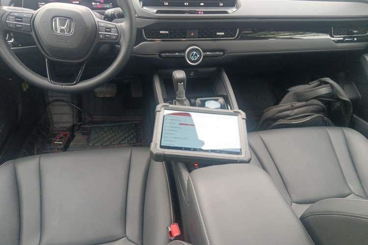 Used Honda Inspire 2025 260TURBO Elite Edition Gear Lever