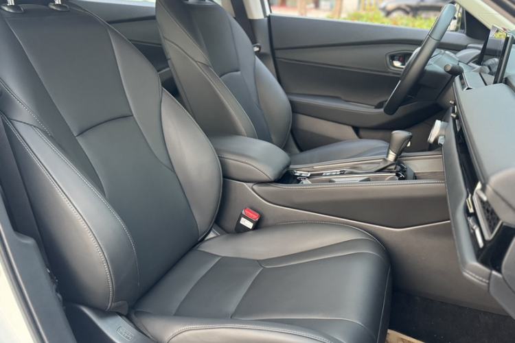 Used Honda Inspire 2025 260TURBO Elegant Edition Interior 3
