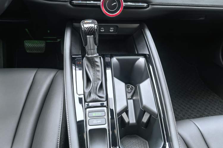 Used Honda Inspire 2025 260TURBO Elegant Edition Interior 6