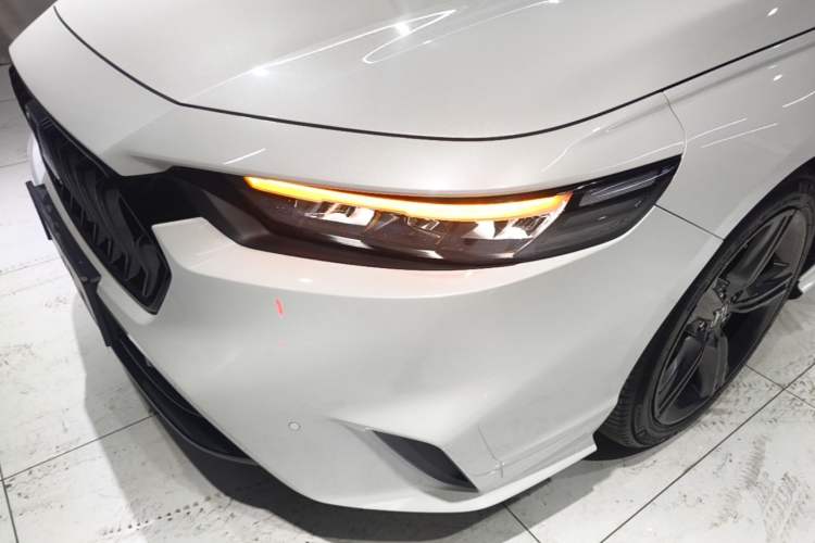 Used Honda Inspire 2025 260TURBO Elegant Edition Left Front Headlight