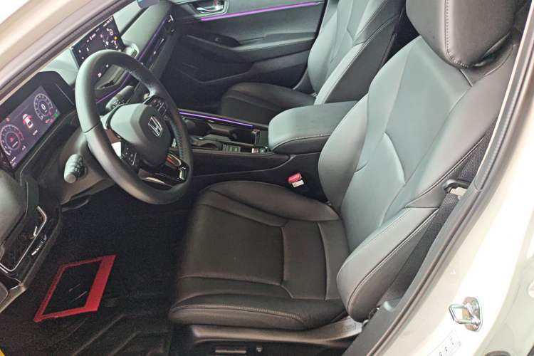 Used Honda Inspire 2025 260TURBO Elegant Edition Left Front Seat