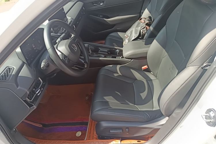 Used Honda Inspire 2025 260TURBO Elegant Edition Left Front Seat