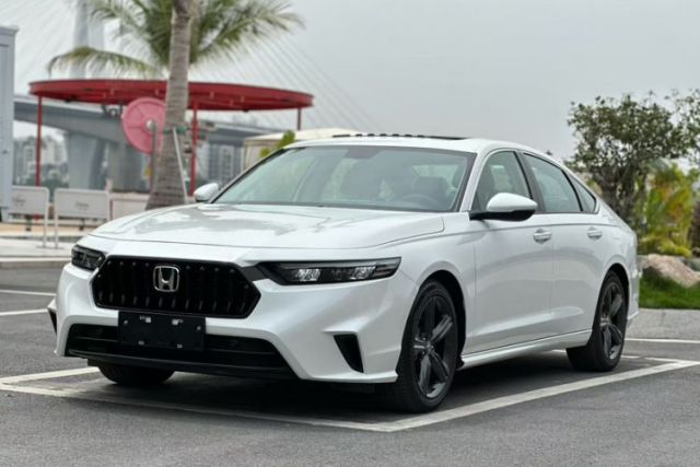 Honda Inspire 2025 260TURBO Elegant Edition usado
