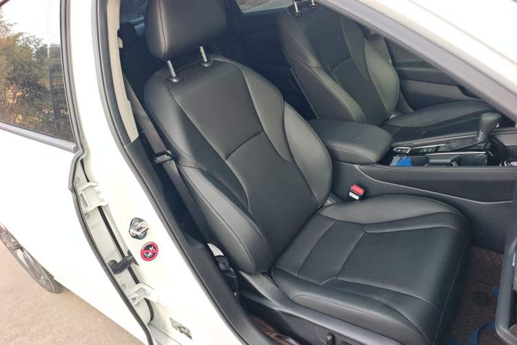Used Honda Inspire 2025 260TURBO Elegant Edition Right Front Seat