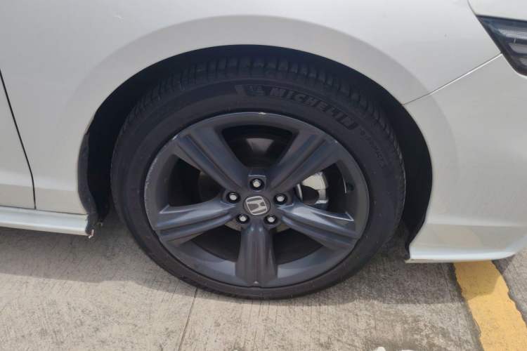 Used Honda Inspire 2025 260TURBO Elegant Edition Right Front Wheel Hub