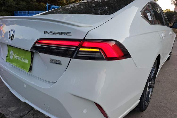 Used Honda Inspire 2025 260TURBO Elegant Edition Right Rear Taillight