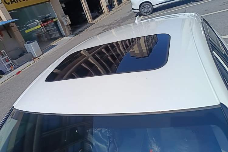 Used Honda Inspire 2025 260TURBO Elegant Edition Roof