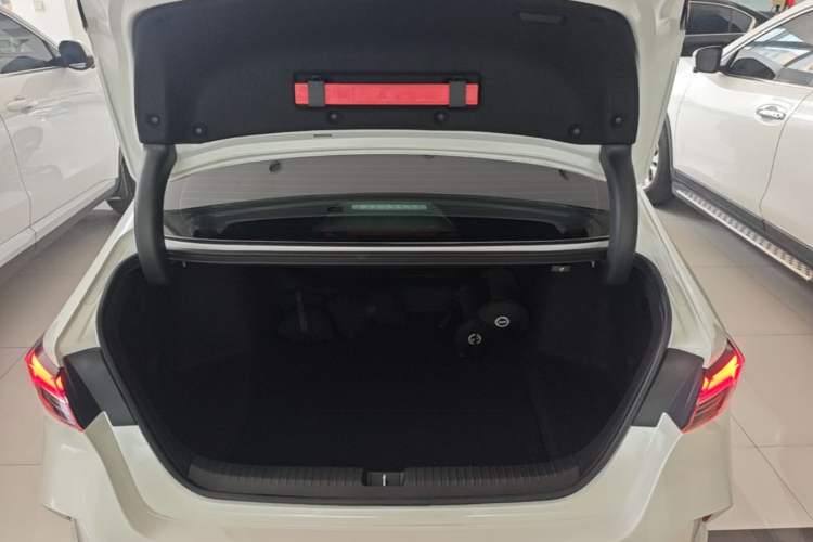 Used Honda Inspire 2025 260TURBO Elite Edition Trunk