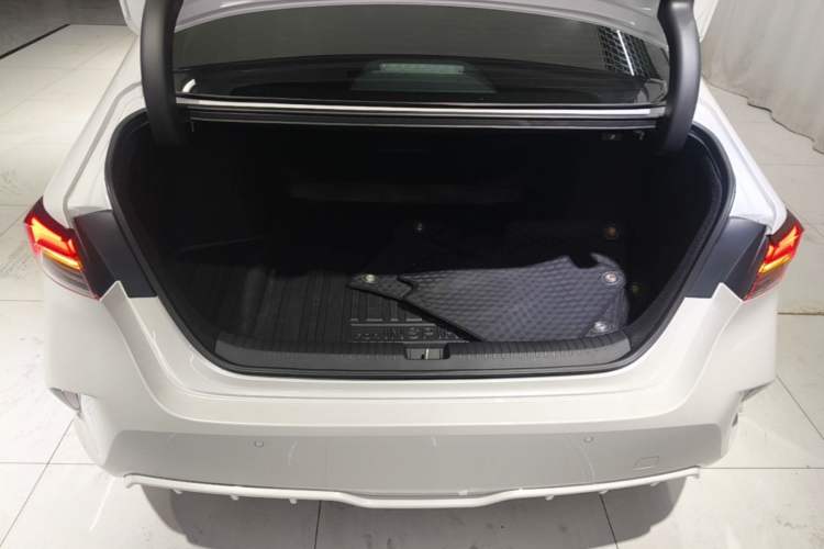 Used Honda Inspire 2025 260TURBO Elegant Edition Trunk