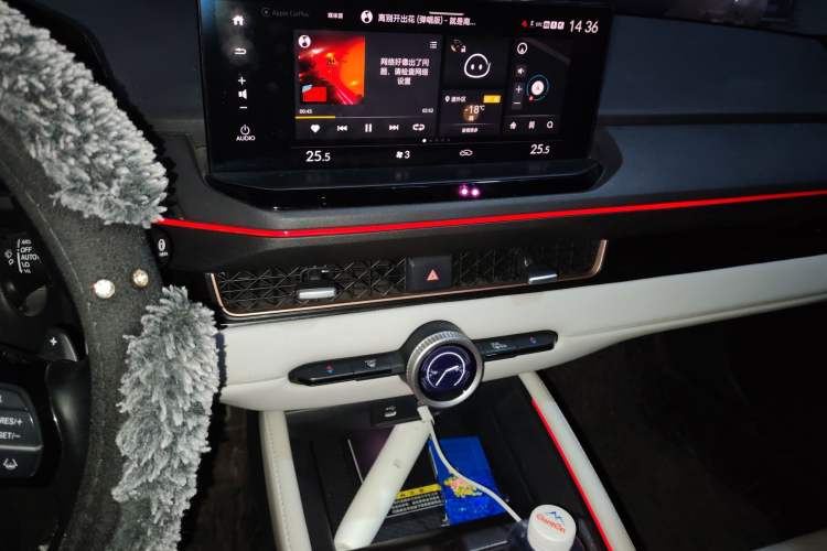 Used Honda Inspire New Energy 2023 ePHEV Smart Edition Audio And AC Panel