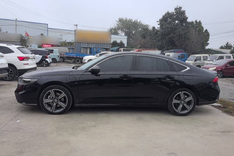 Used Honda Inspire New Energy 2023 ePHEV Prestige Edition Left Side