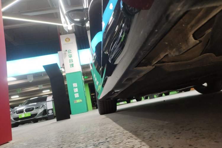 Used Honda Inspire New Energy 2023 ePHEV Prestige Edition Left Side Sill