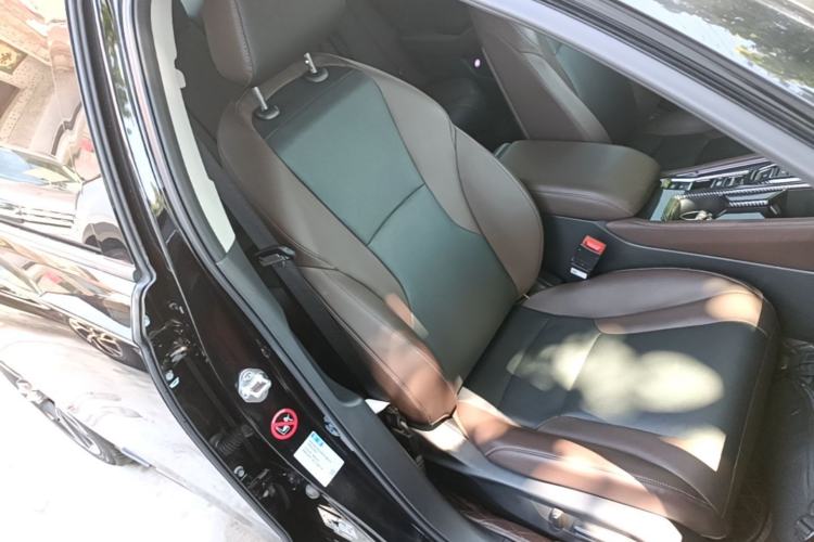 Used Honda Inspire New Energy 2023 ePHEV Prestige Edition Right Front Seat