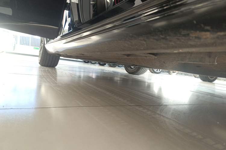 Used Honda Inspire New Energy 2023 ePHEV Prestige Edition Right Side Sill