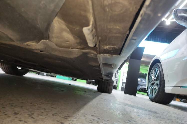 Used Honda Inspire New Energy 2023 ePHEV Prestige Edition Right Side Sill