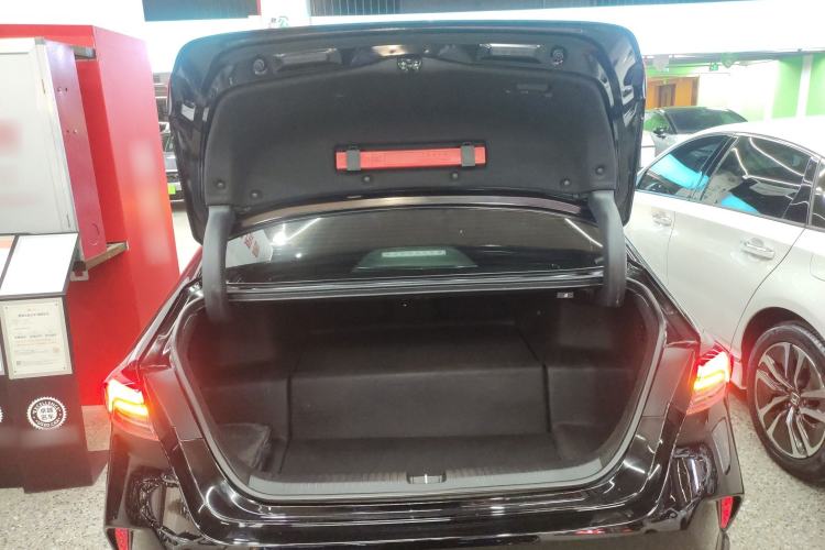 Used Honda Inspire New Energy 2023 ePHEV Prestige Edition Trunk