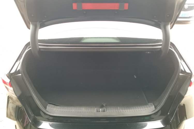 Used Honda Inspire New Energy 2023 ePHEV Prestige Edition Trunk