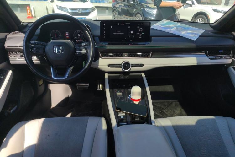Used Honda Inspire New Energy 2023 ePHEV Smart Edition Center Console