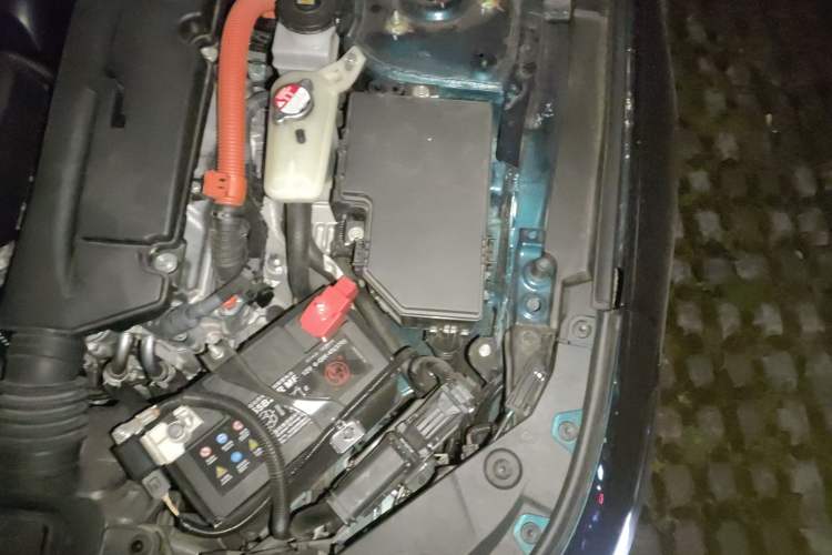 Used Honda Inspire New Energy 2023 ePHEV Smart Edition Engine Bay Left