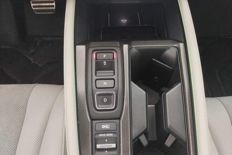 Used Honda Inspire New Energy 2023 ePHEV Smart Edition Gear Lever