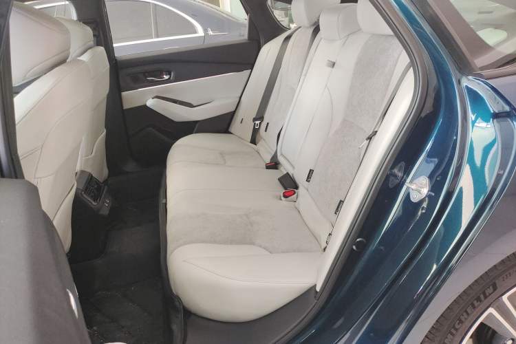 Used Honda Inspire New Energy 2023 ePHEV Smart Edition Left Rear Seat