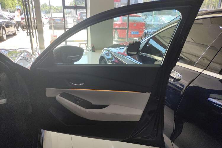Used Honda Inspire New Energy 2023 ePHEV Smart Edition Right Front Door Interior