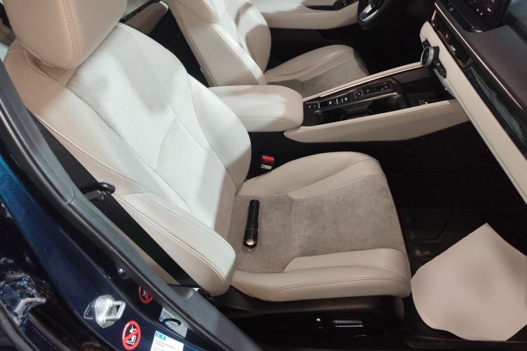 Used Honda Inspire New Energy 2023 ePHEV Smart Edition Right Front Seat