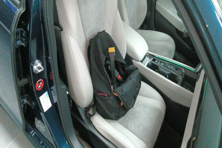 Used Honda Inspire New Energy 2023 ePHEV Smart Edition Right Front Seat