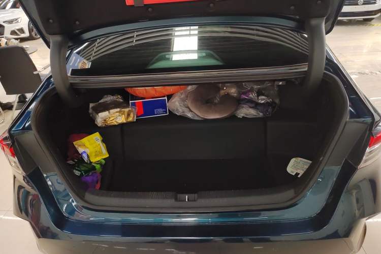 Used Honda Inspire New Energy 2023 ePHEV Smart Edition Trunk
