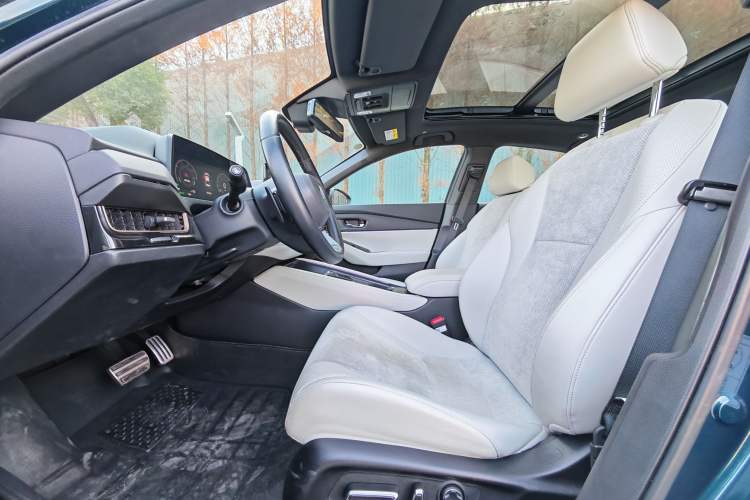 Used Honda Inspire New Energy 2023 ePHEV Smart Edition Interior 1