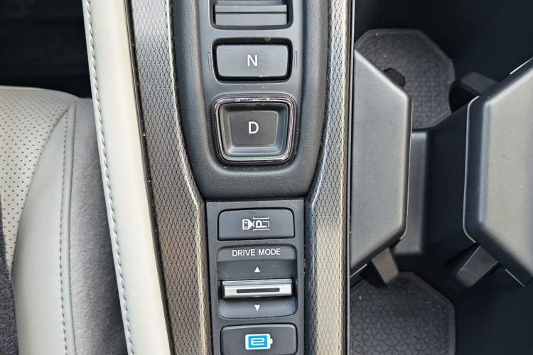 Used Honda Inspire New Energy 2023 ePHEV Smart Edition Interior 8