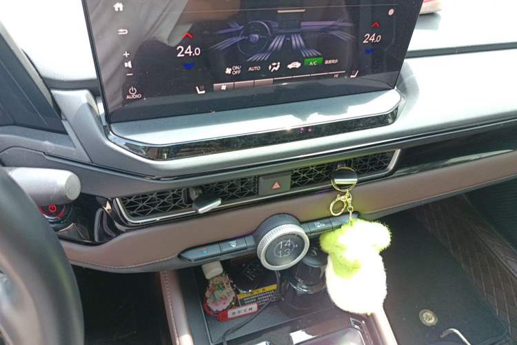 Used Honda Inspire New Energy 2023 ePHEV Prestige Edition Audio And AC Panel