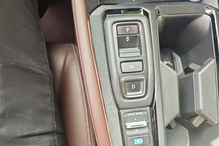 Used Honda Inspire New Energy 2023 ePHEV Prestige Edition Gear Lever