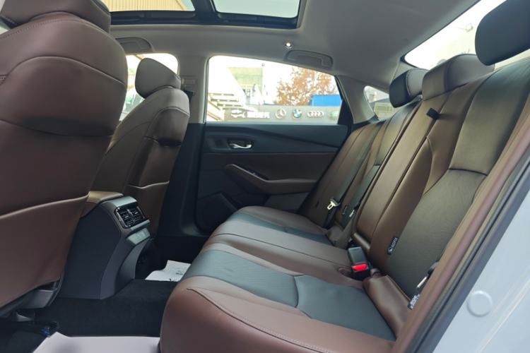 Used Honda Inspire New Energy 2023 ePHEV Prestige Edition Interior 2