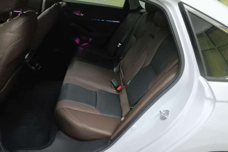 Used Honda Inspire New Energy 2023 ePHEV Prestige Edition Left Rear Seat