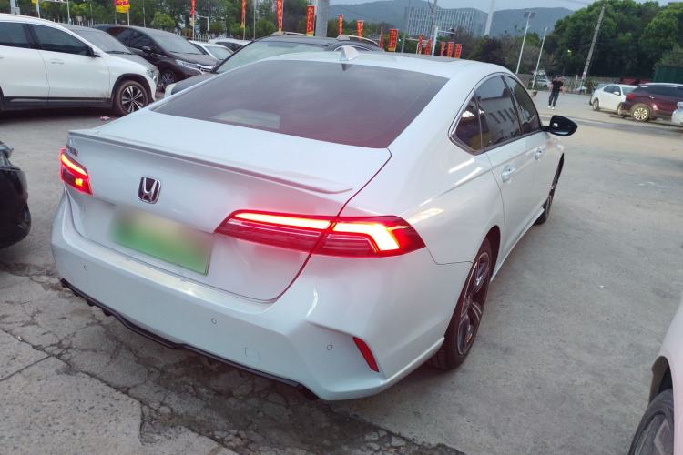 Used Honda Inspire New Energy 2023 ePHEV Prestige Edition Rear Right 45 Deg