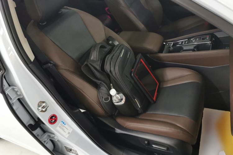 Used Honda Inspire New Energy 2023 ePHEV Prestige Edition Right Front Seat