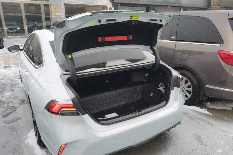 Used Honda Inspire New Energy 2023 ePHEV Prestige Edition Trunk