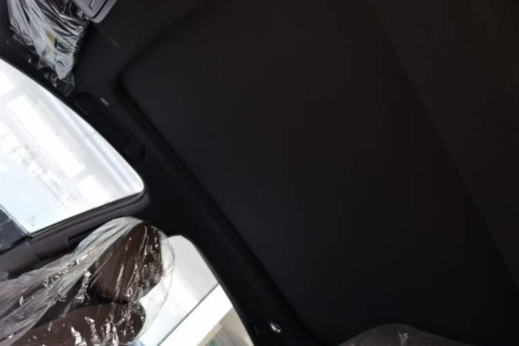 Used Honda Inspire New Energy 2025 Model—e:PHEV Smart Shine Version Headliner