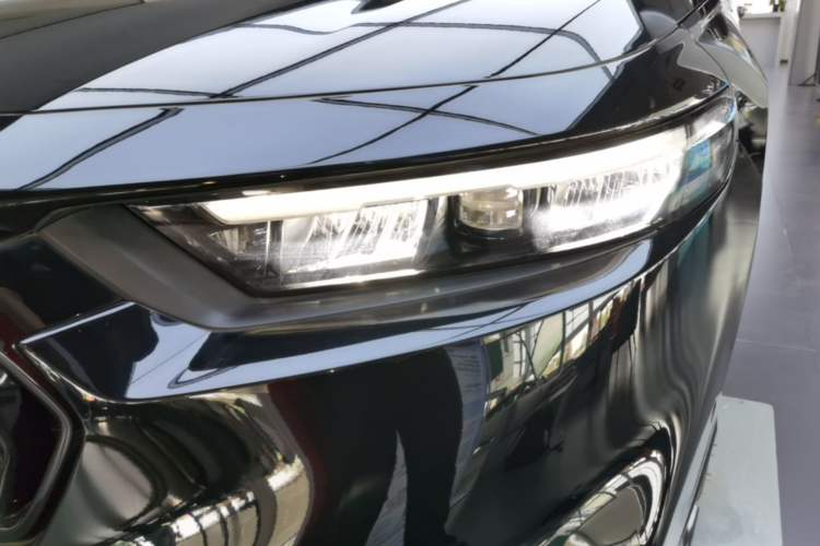 Used Honda Inspire New Energy 2025 Model—e:PHEV Smart Shine Version Left Front Headlight