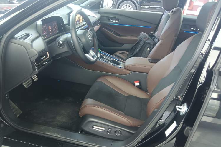 Used Honda Inspire New Energy 2025 Model—e:PHEV Smart Shine Version Left Front Seat