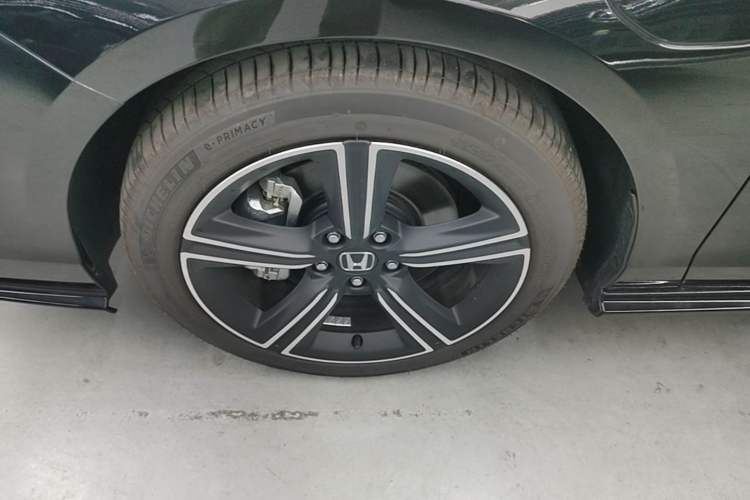 Used Honda Inspire New Energy 2025 Model—e:PHEV Smart Shine Version Left Front Wheel Hub