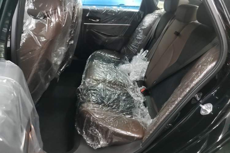 Used Honda Inspire New Energy 2025 Model—e:PHEV Smart Shine Version Left Rear Seat
