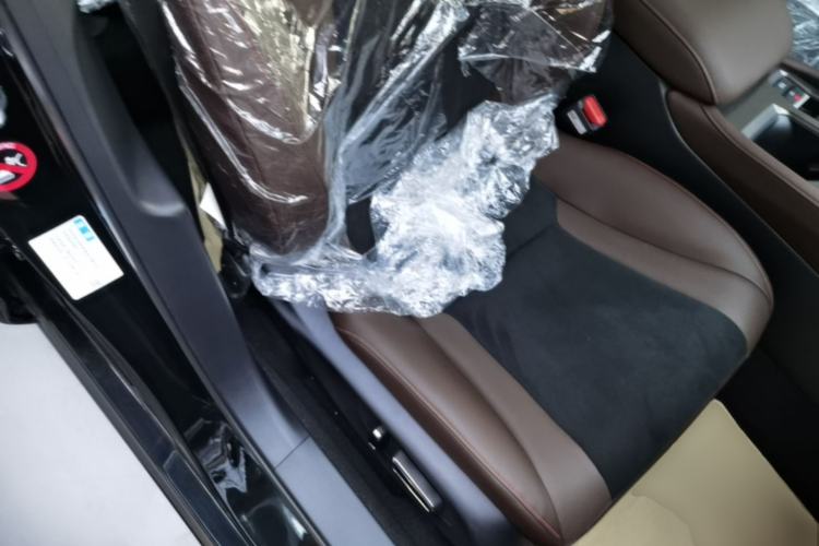 Used Honda Inspire New Energy 2025 Model—e:PHEV Smart Shine Version Right Front Seat