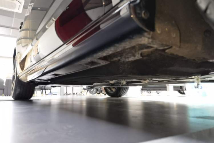 Used Honda Inspire New Energy 2025 Model—e:PHEV Smart Shine Version Right Side Sill