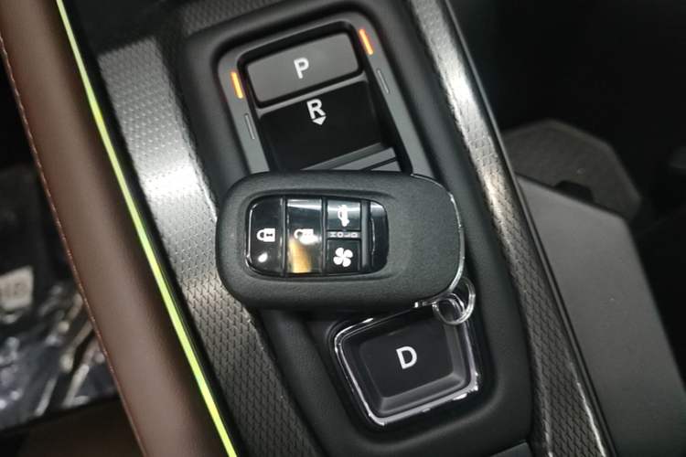 Used Honda Inspire New Energy 2025 Model—e:PHEV Smart Shine Version Vehicle Key